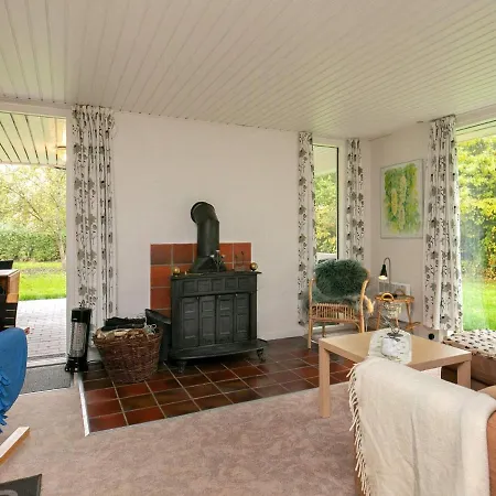 Dom wakacyjny Three-bedroom In 12 Nordenbro Vesteregn